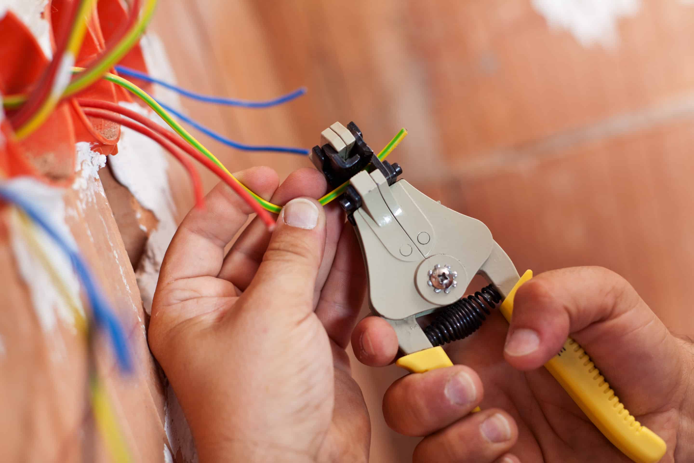 Cutting Electrical Wires — AE Solutions NT In NT